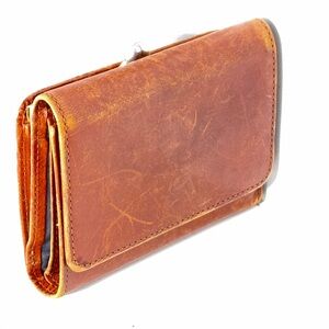 Vintage Coach tri-fold wallet kiss lock compartment